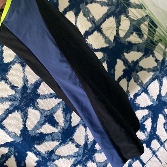 Nwot medium full body swimsuit - Picture 7 of 14